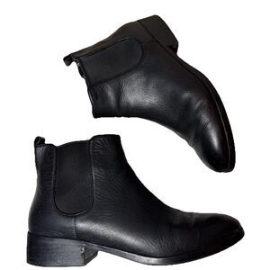 Cole Haan W06488 Landsman Chelsea Black Leather Pull On Booties Women's US 10 B
